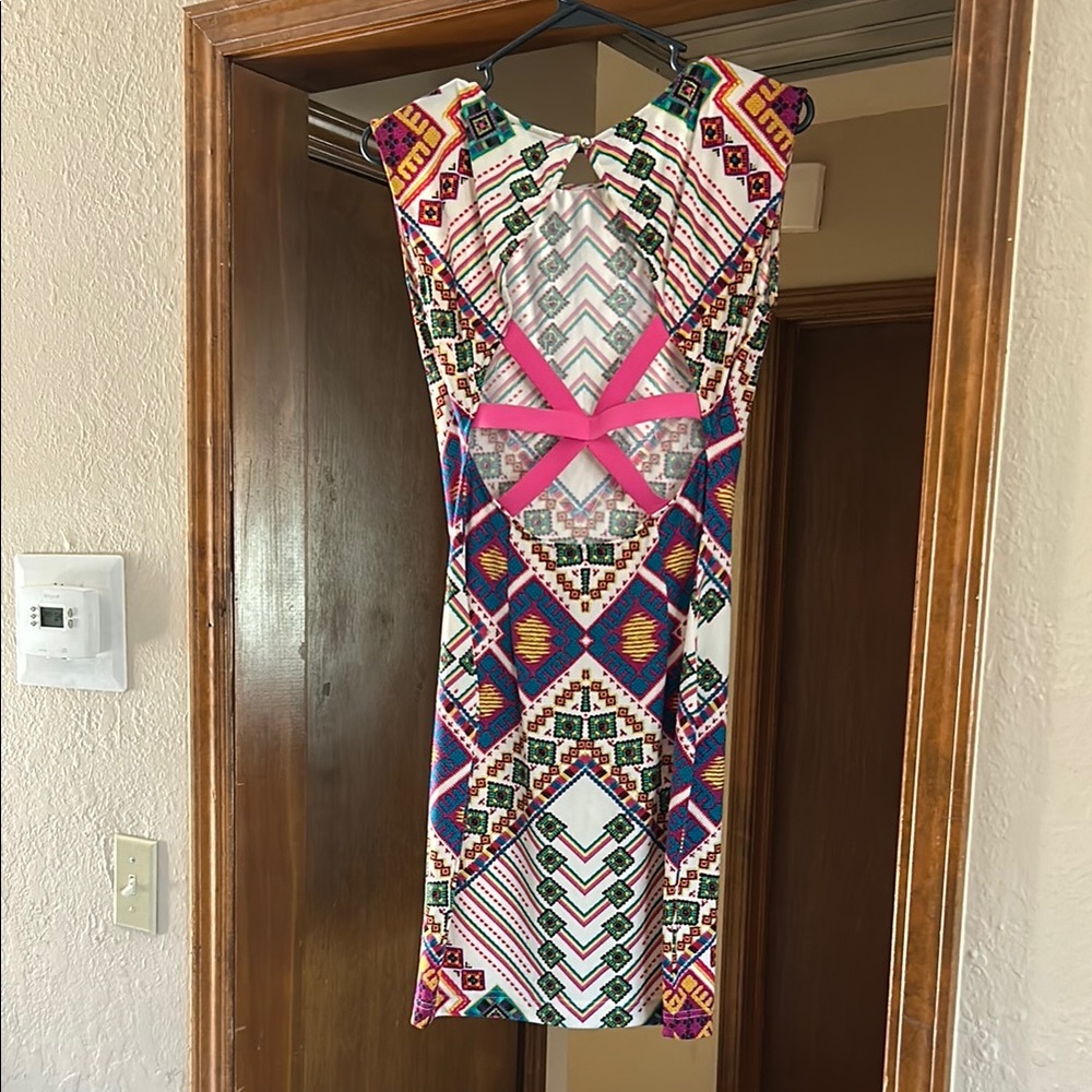 Colorful Geometric Pattern Dress - Picture 3 of 4